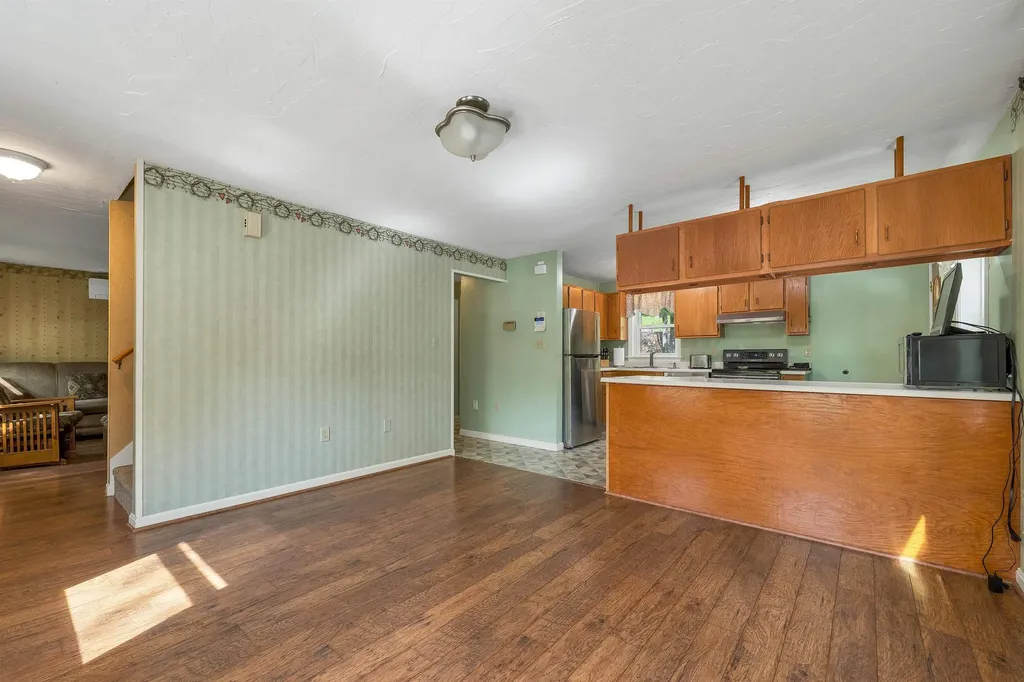 73 Evergreen Avenue Franklin NH 03235