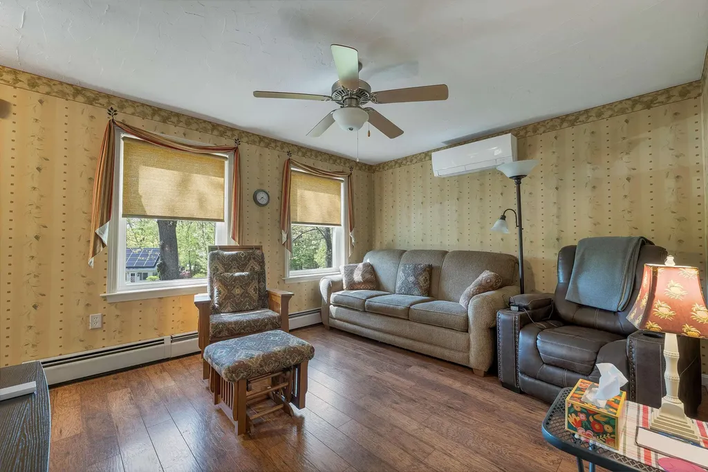 73 Evergreen Avenue Franklin NH 03235