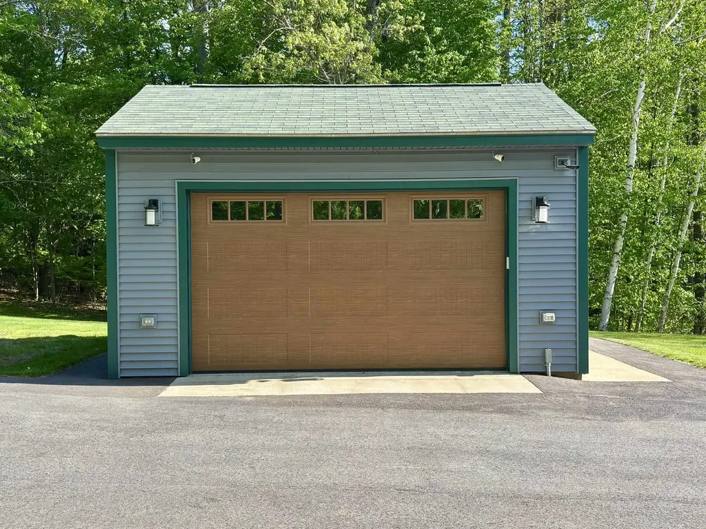 73 Evergreen Avenue Franklin NH 03235