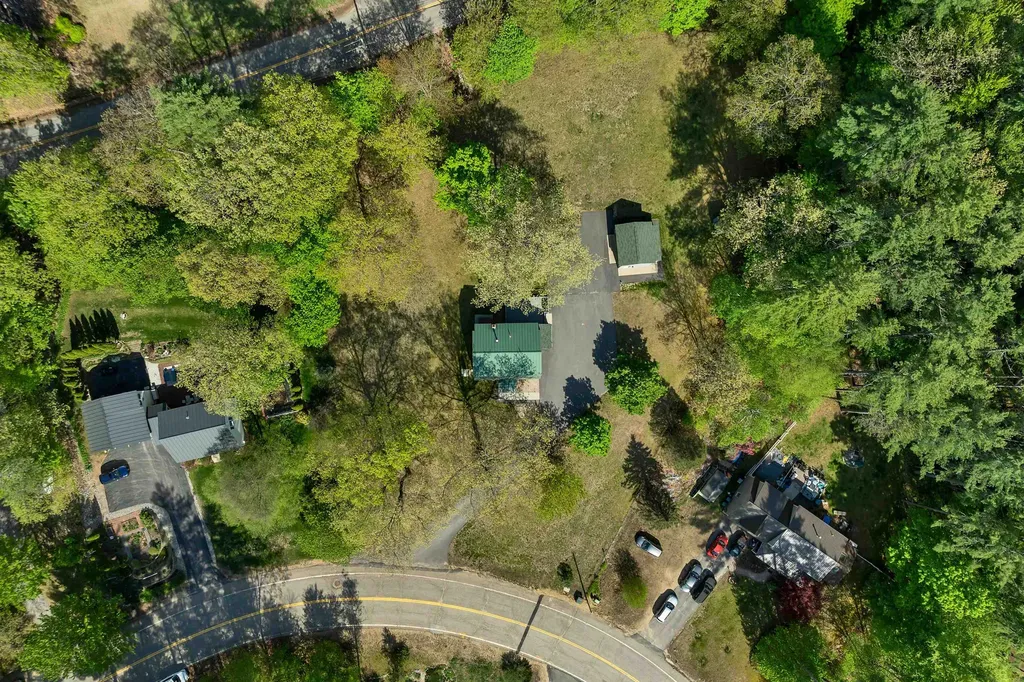 73 Evergreen Avenue Franklin NH 03235