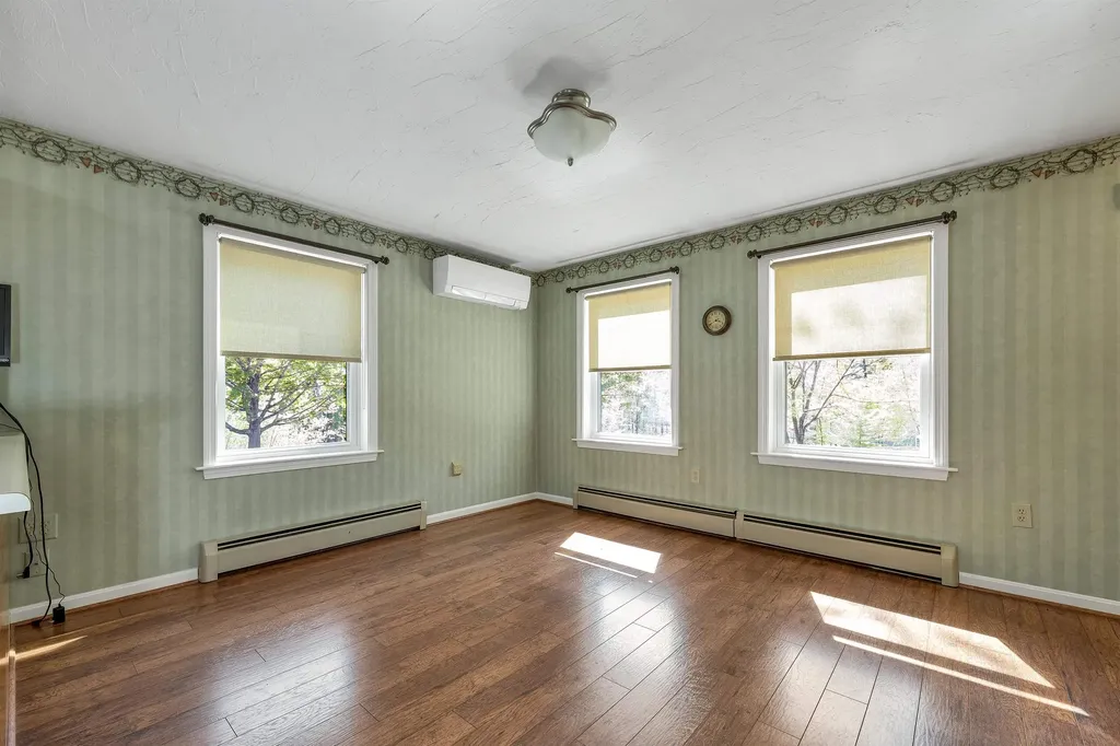73 Evergreen Avenue Franklin NH 03235