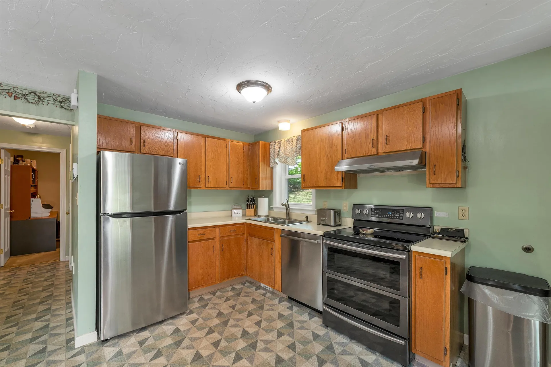 73 Evergreen Avenue Franklin NH 03235