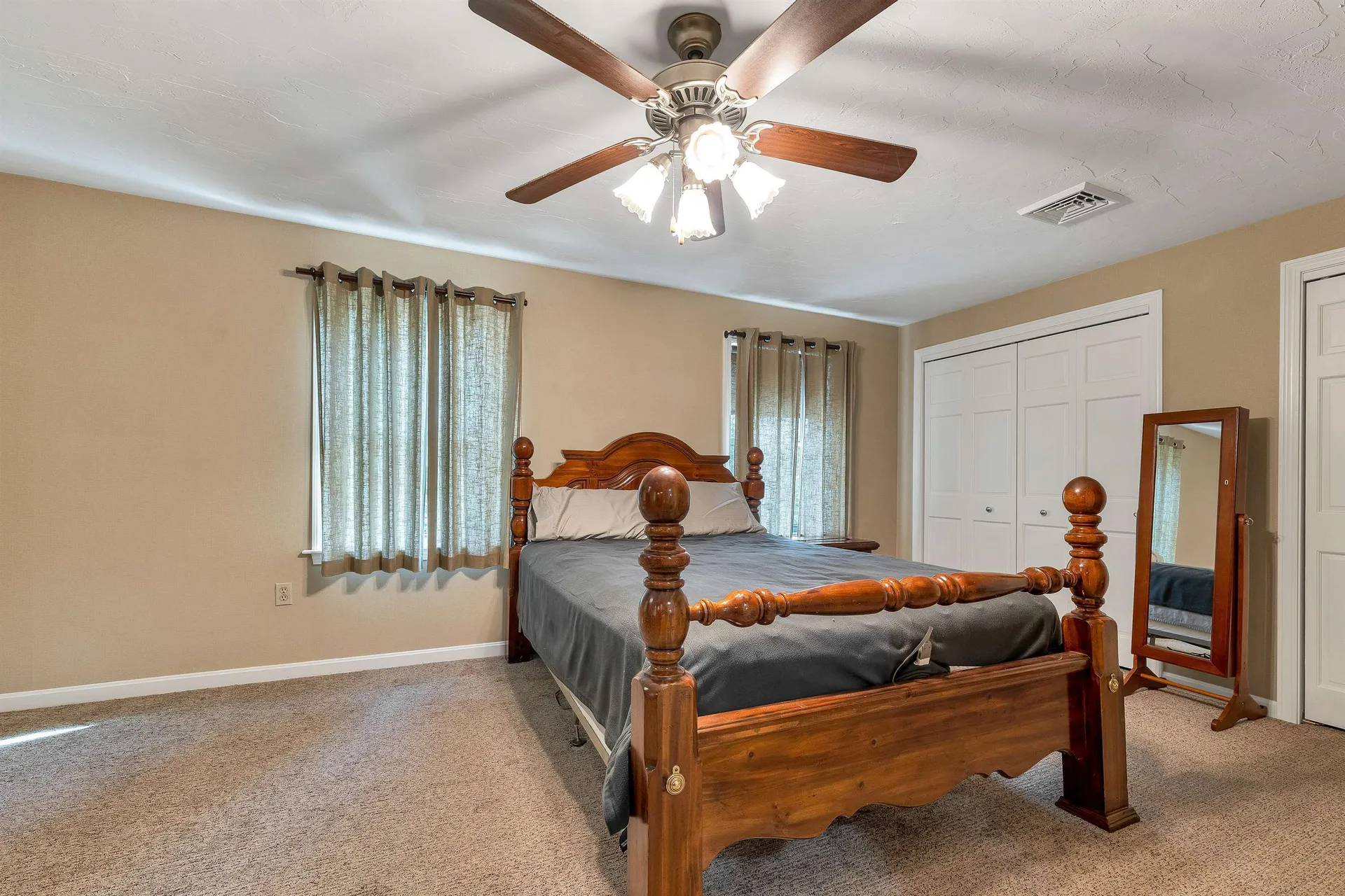 73 Evergreen Avenue Franklin NH 03235