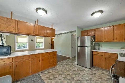 73 Evergreen Avenue Franklin NH 03235