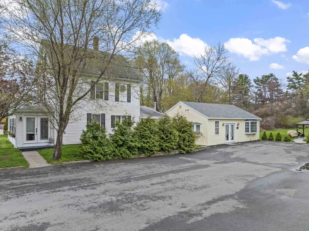 96 Lafayette Road Hampton Falls NH 03844