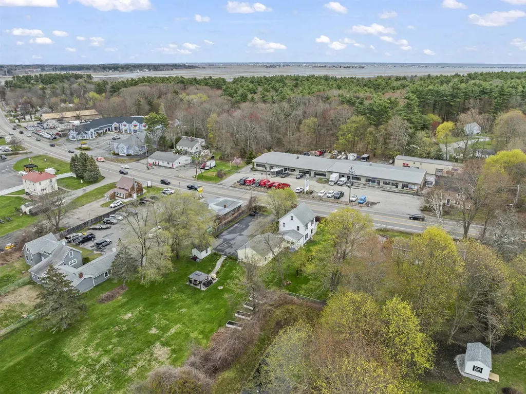 96 Lafayette Road Hampton Falls NH 03844