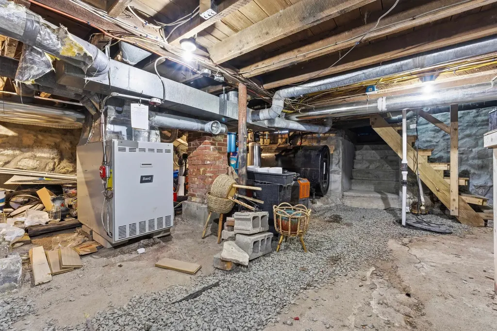96 Lafayette Road Hampton Falls NH 03844