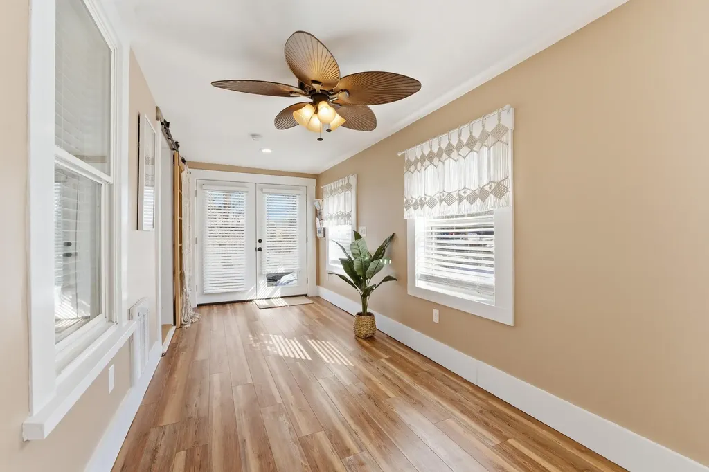 96 Lafayette Road Hampton Falls NH 03844