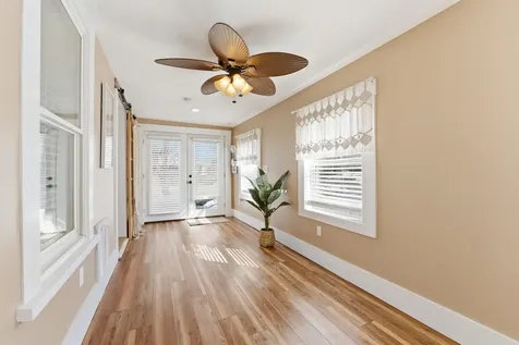 96 Lafayette Road Hampton Falls NH 03844
