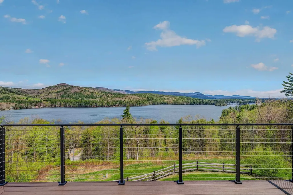 85 Shepard Hill Road Holderness NH 03245