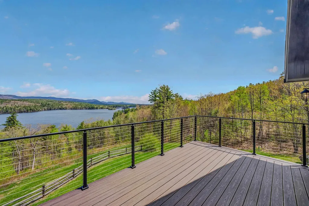 85 Shepard Hill Road Holderness NH 03245