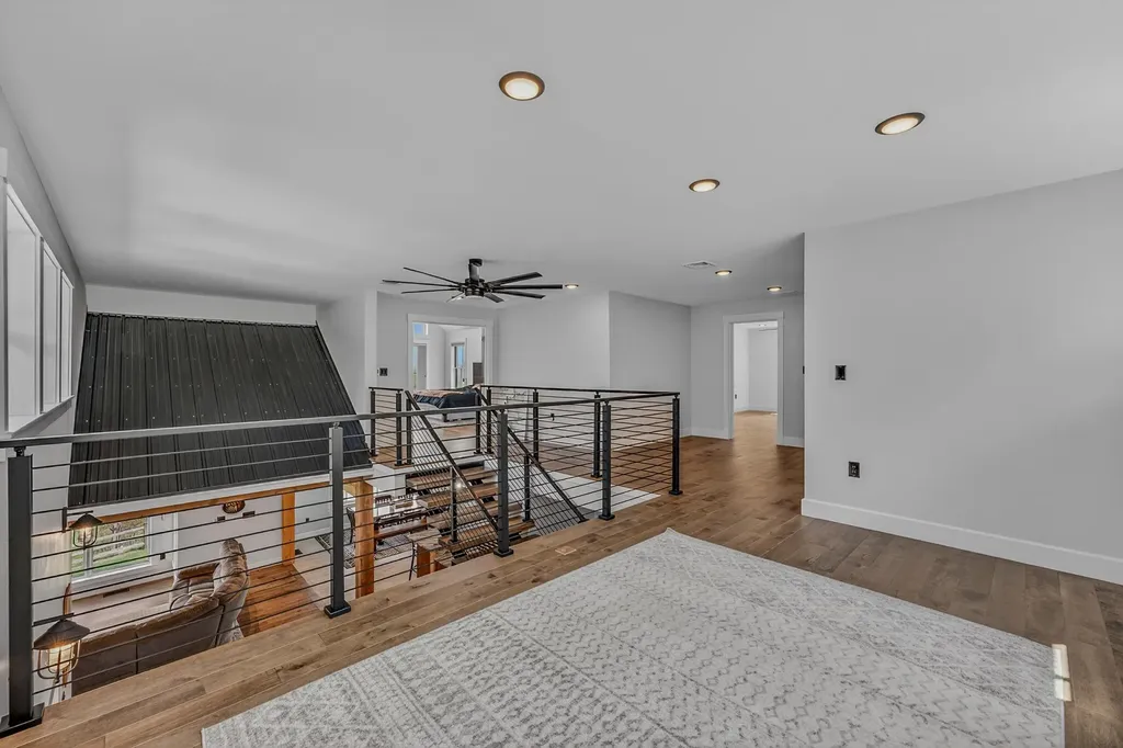 85 Shepard Hill Road Holderness NH 03245