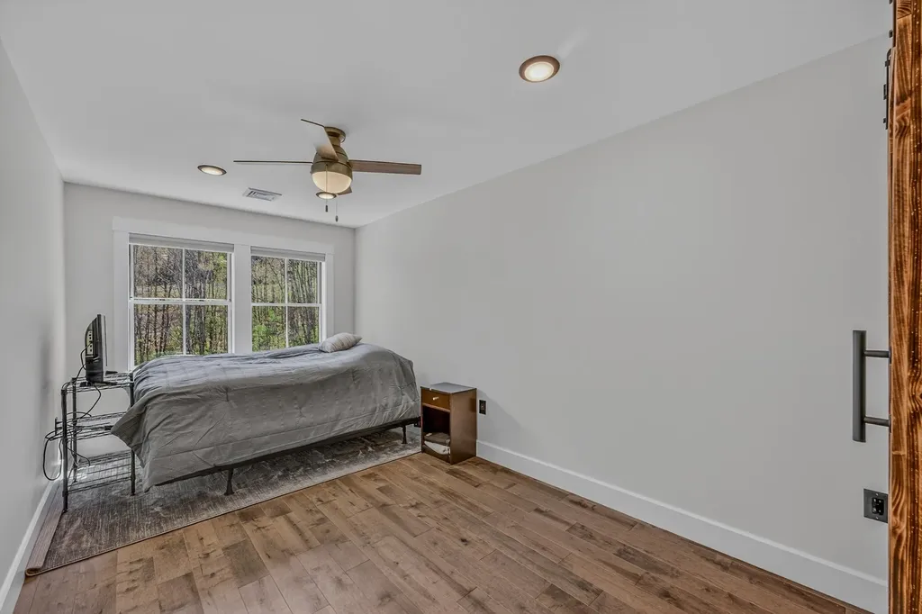 85 Shepard Hill Road Holderness NH 03245