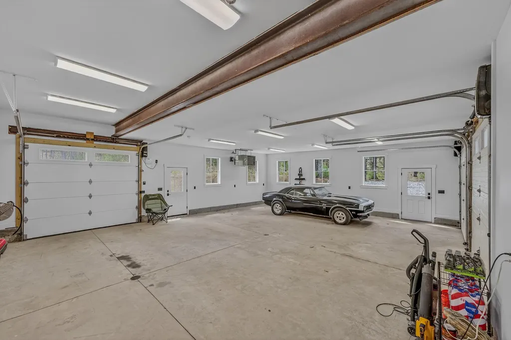 85 Shepard Hill Road Holderness NH 03245