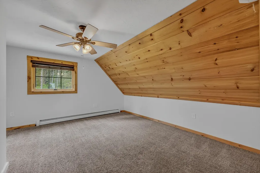 85 Shepard Hill Road Holderness NH 03245