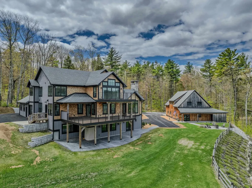 85 Shepard Hill Road Holderness NH 03245