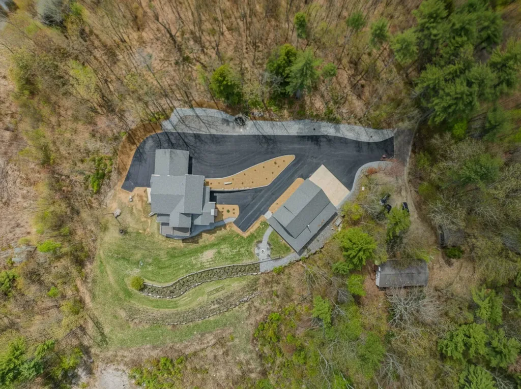 85 Shepard Hill Road Holderness NH 03245