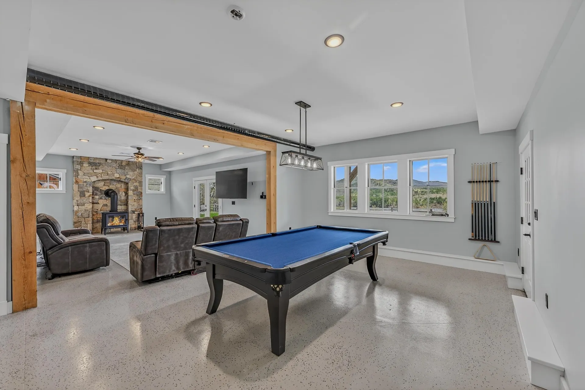 85 Shepard Hill Road Holderness NH 03245