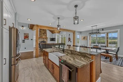 85 Shepard Hill Road Holderness NH 03245