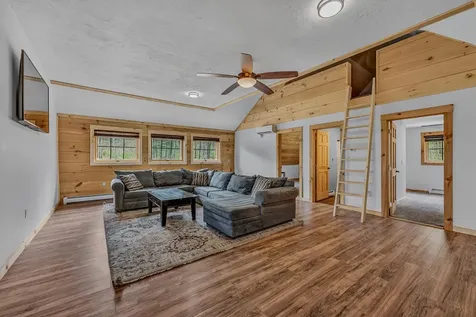 85 Shepard Hill Road Holderness NH 03245