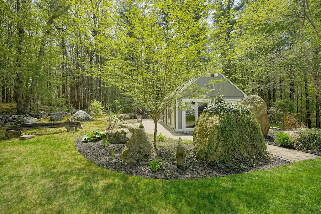 143 Mill Road North Hampton NH 03862