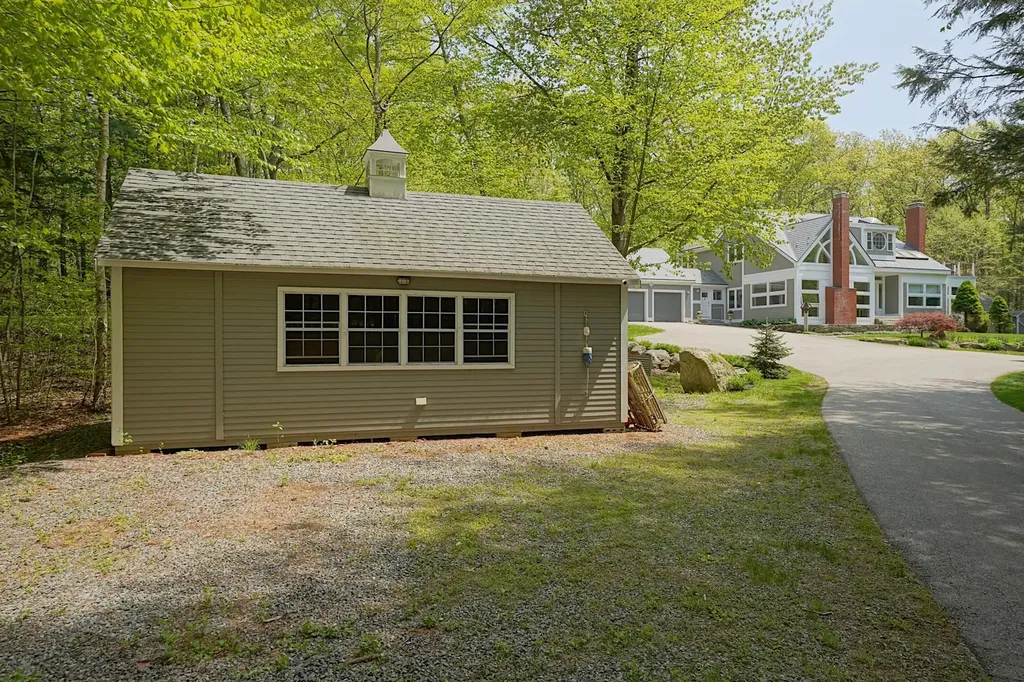 143 Mill Road North Hampton NH 03862