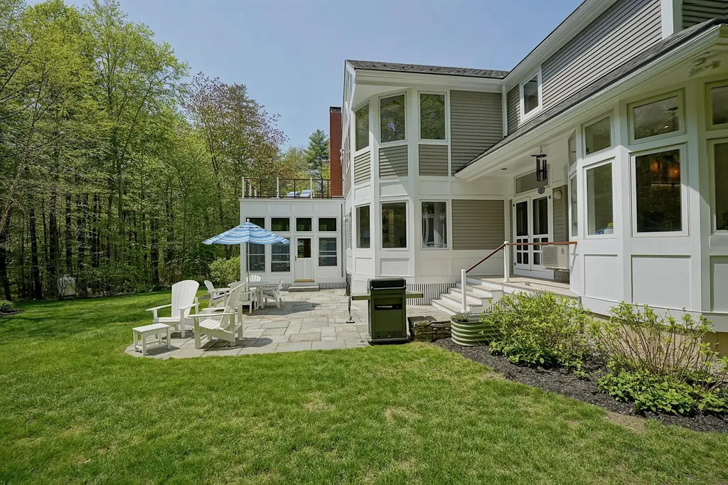 143 Mill Road North Hampton NH 03862