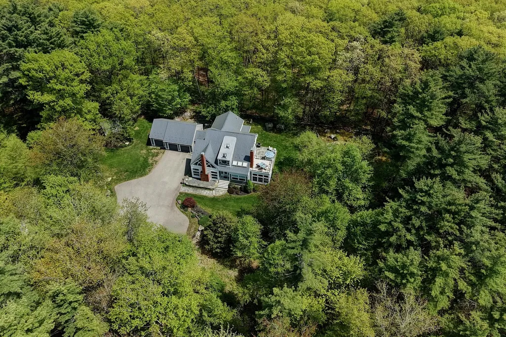 143 Mill Road North Hampton NH 03862