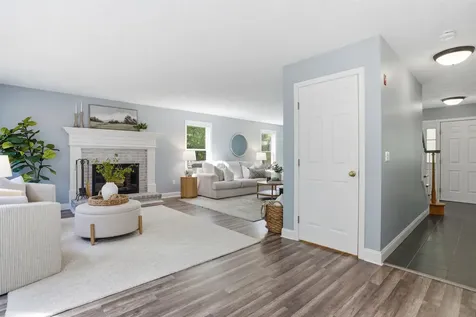 10 Ellison Drive Bedford NH 03110