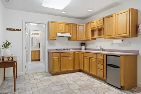10 Ellison Drive Bedford NH 03110