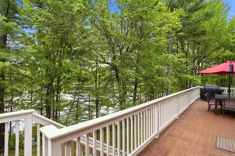 10 Ellison Drive Bedford NH 03110