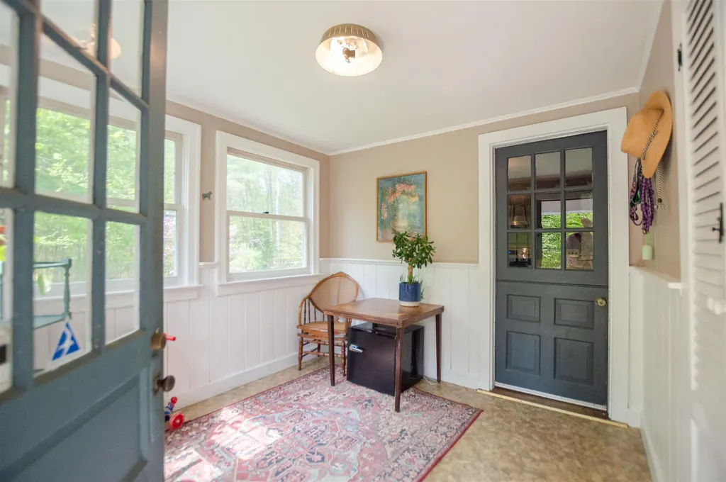 1038 Farrington Corner Road Hopkinton NH 03229