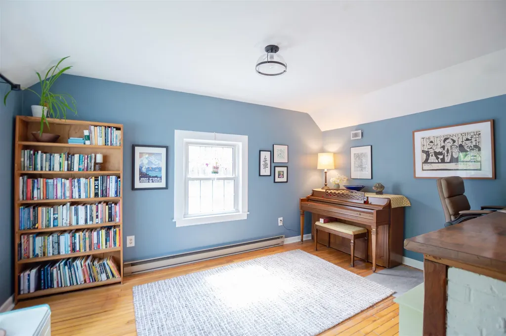 1038 Farrington Corner Road Hopkinton NH 03229