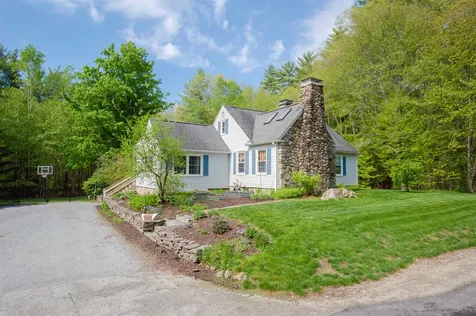 1038 Farrington Corner Road Hopkinton NH 03229