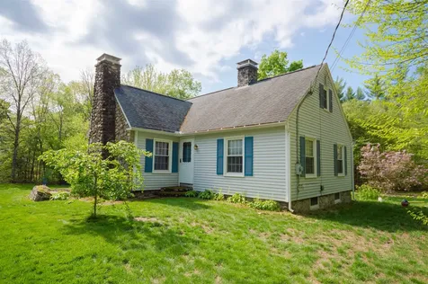 1038 Farrington Corner Road Hopkinton NH 03229