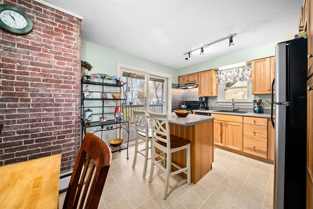 711 Central Avenue Dover NH 03820
