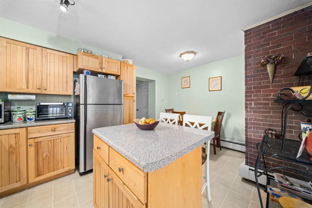 711 Central Avenue Dover NH 03820