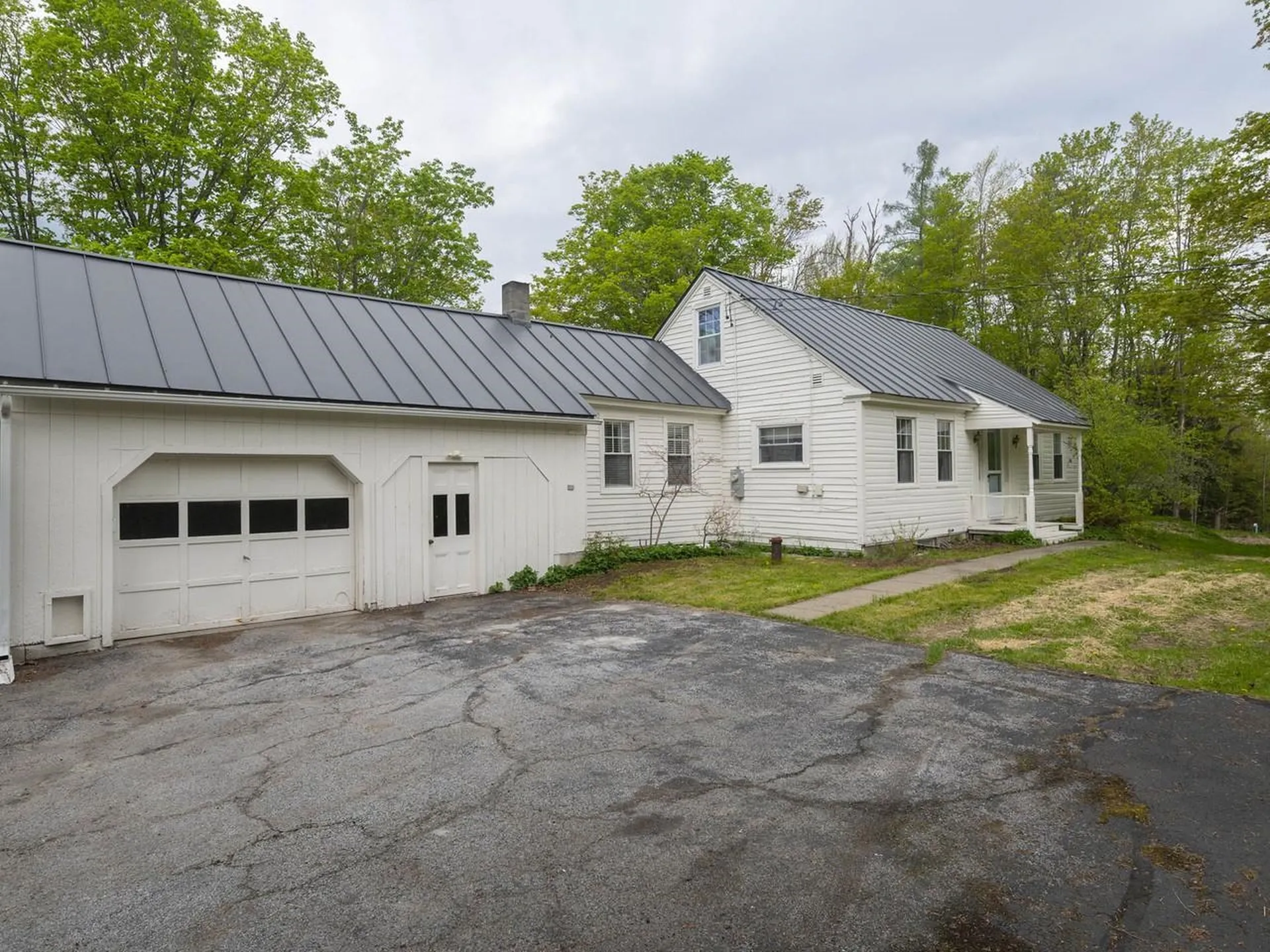 8913 County Road Calais VT 05648