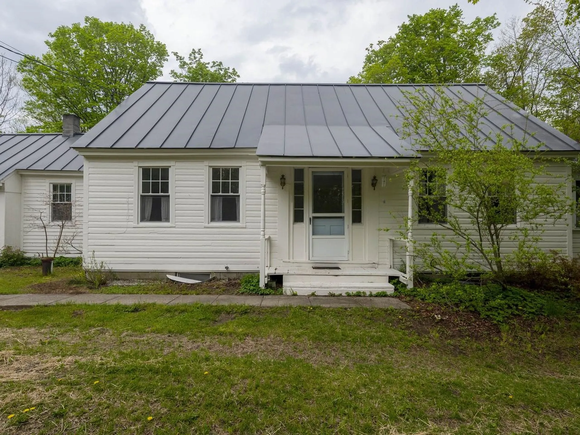 8913 County Road Calais VT 05648