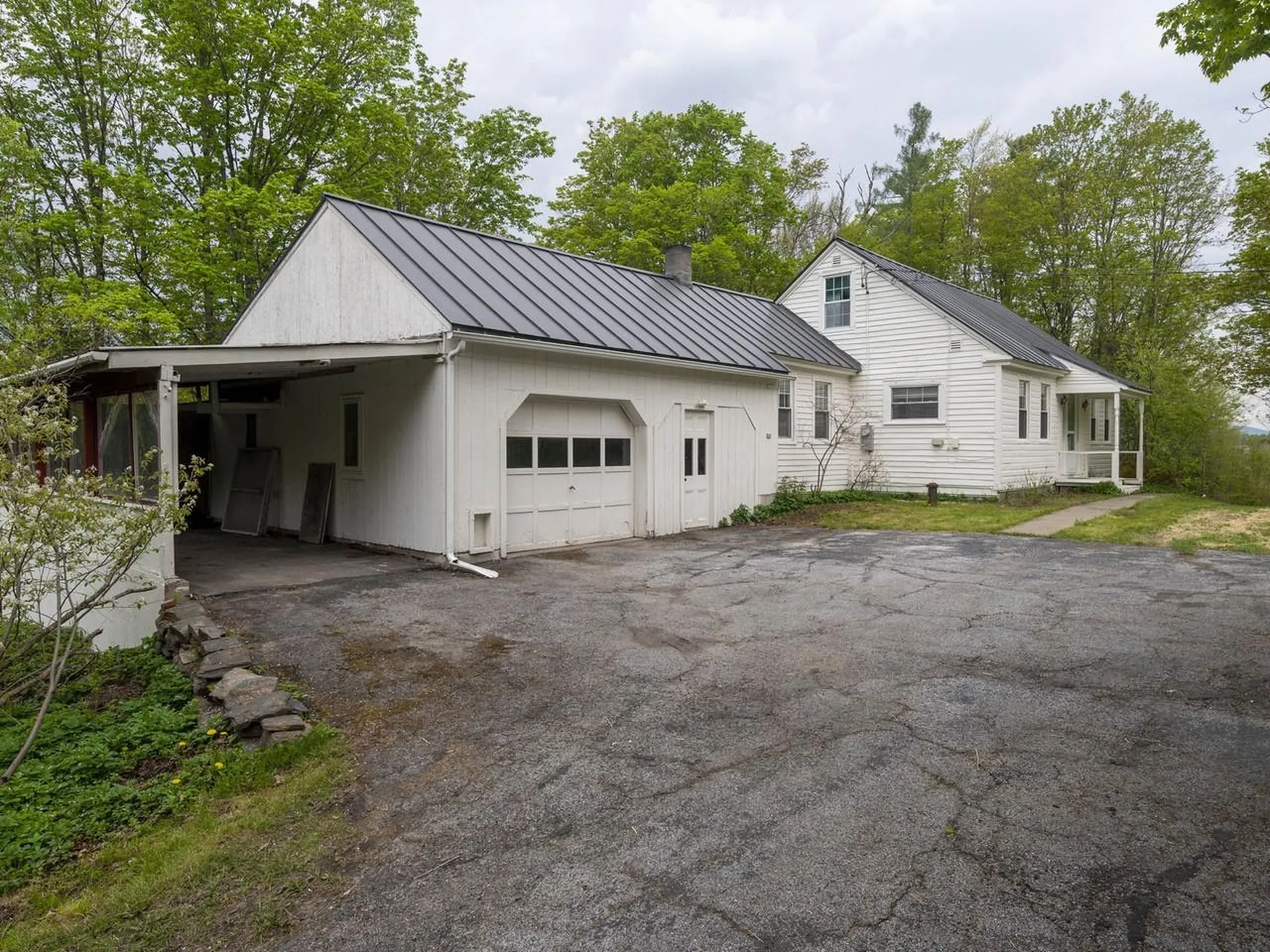 8913 County Road Calais VT 05648