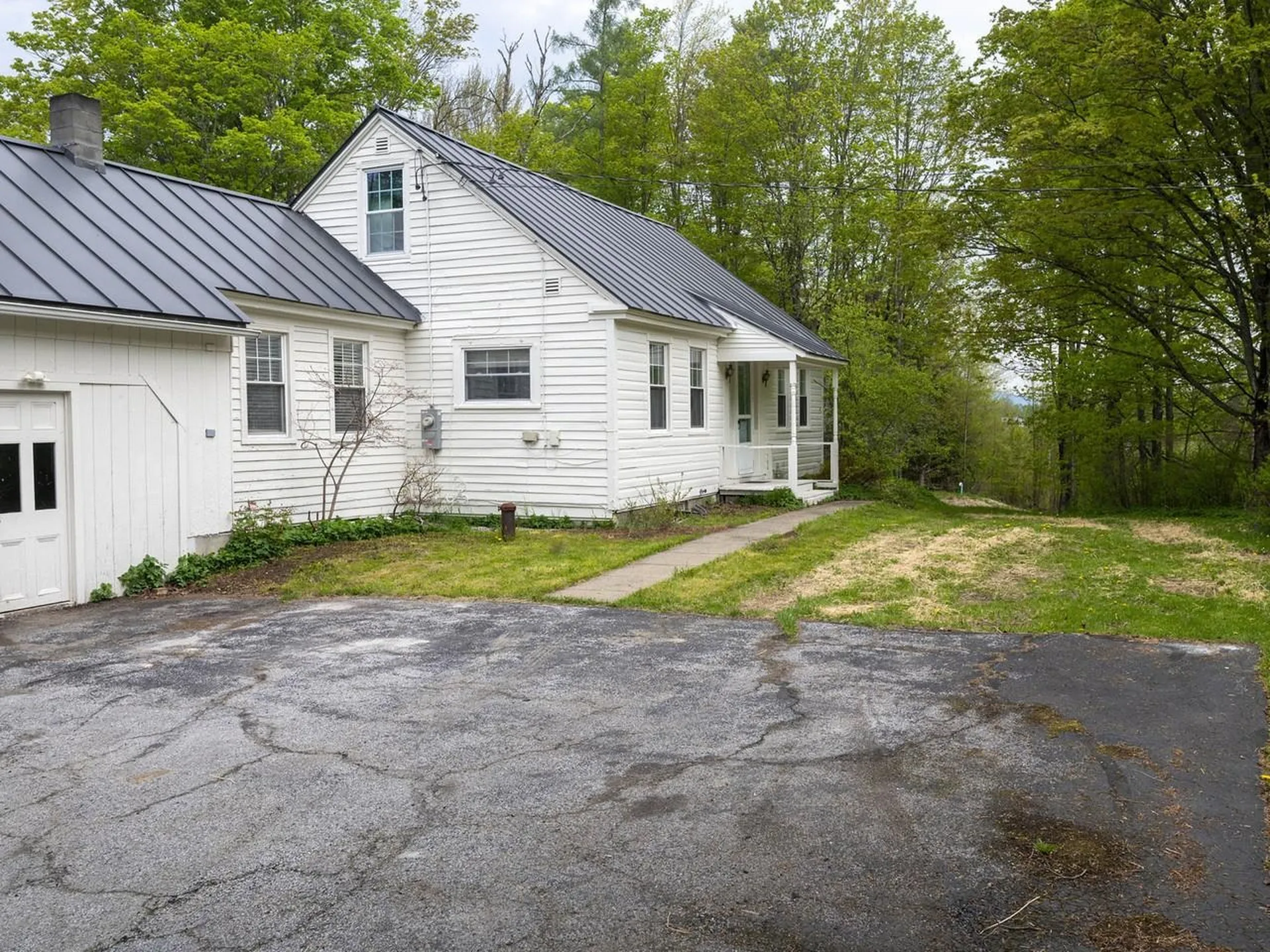 8913 County Road Calais VT 05648