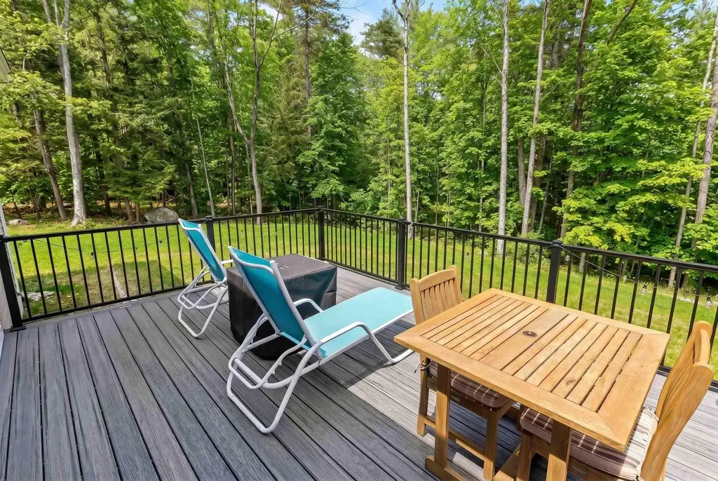 203 Bunker Road New London NH 03257