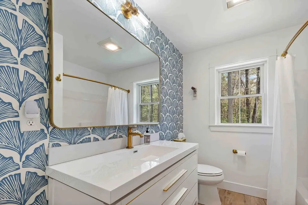203 Bunker Road New London NH 03257