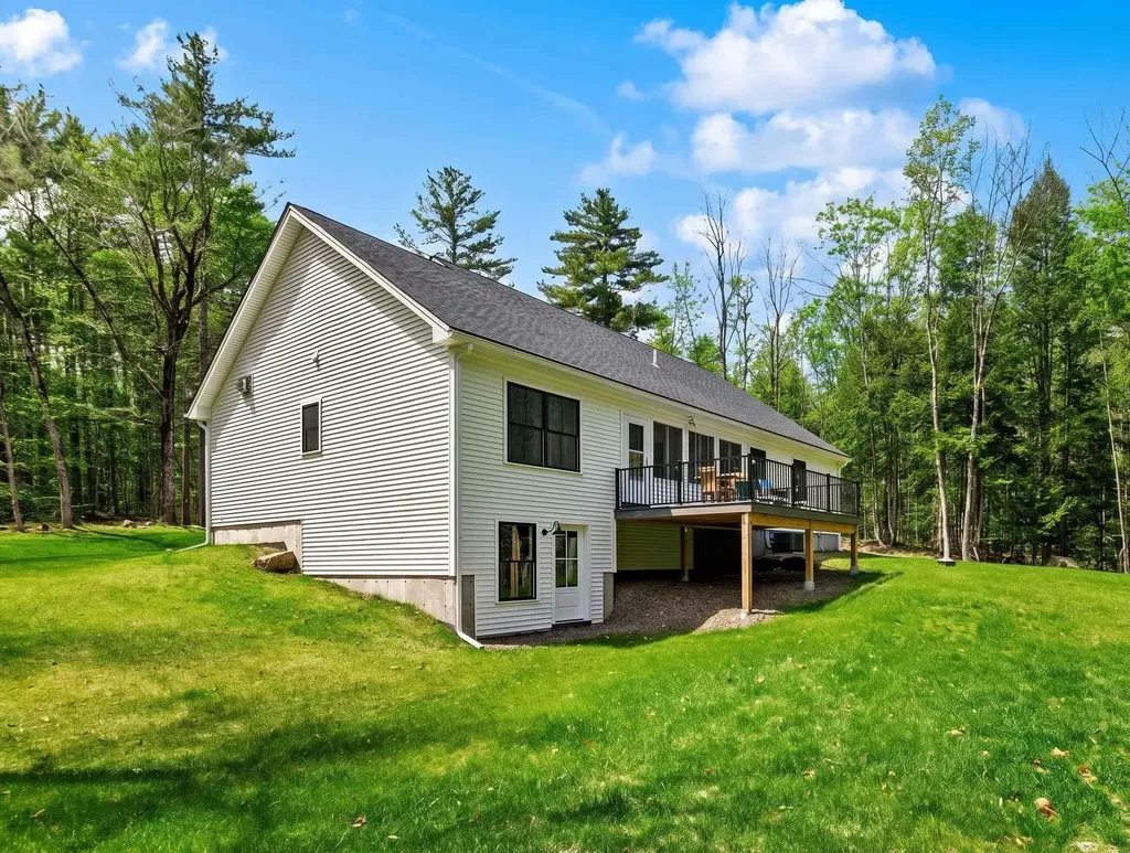 203 Bunker Road New London NH 03257