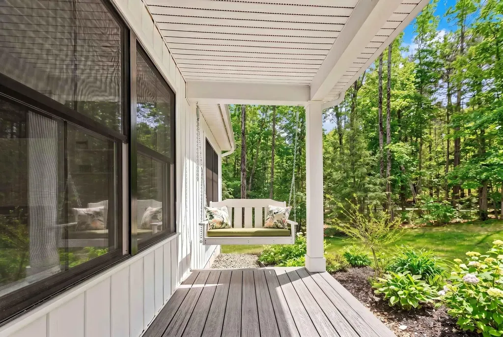 203 Bunker Road New London NH 03257