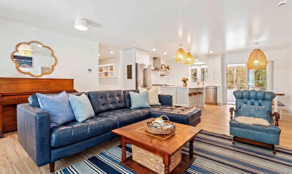 203 Bunker Road New London NH 03257