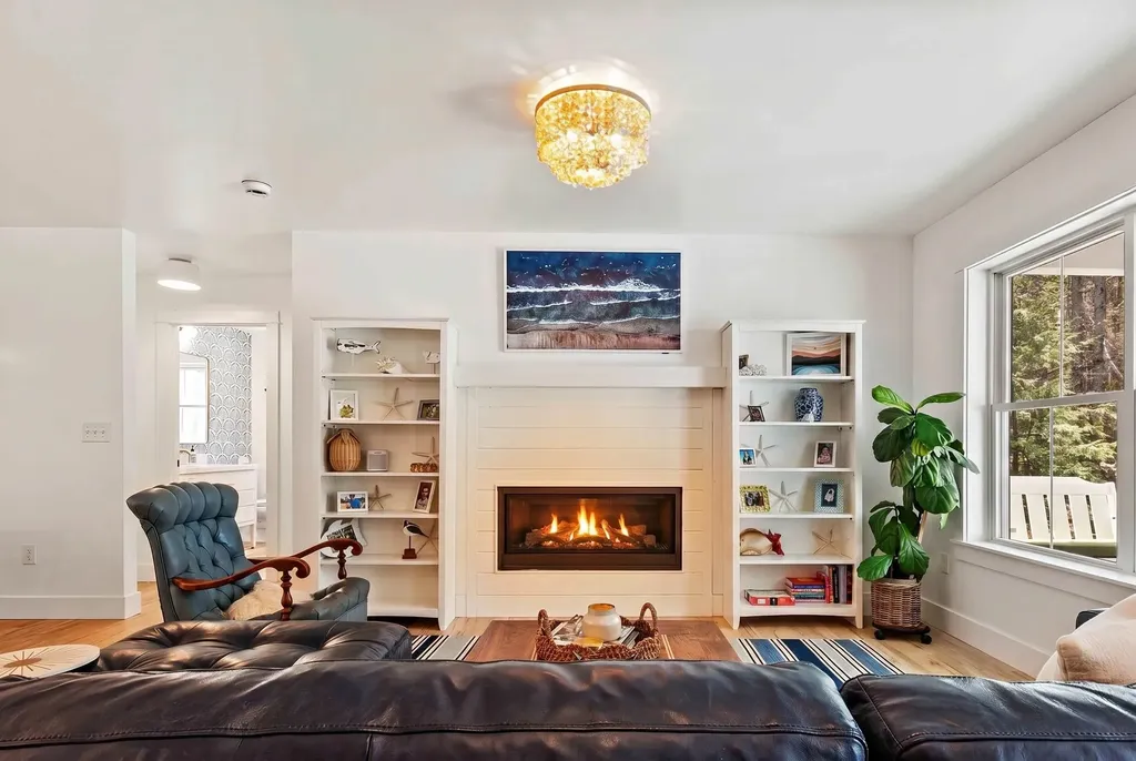 203 Bunker Road New London NH 03257