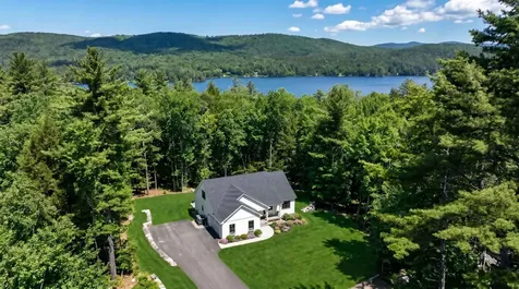 203 Bunker Road New London NH 03257