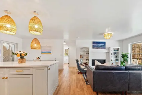 203 Bunker Road New London NH 03257