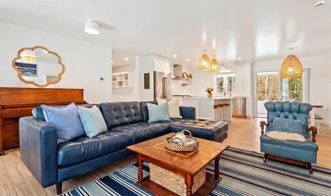 203 Bunker Road New London NH 03257